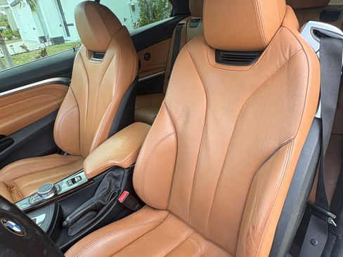 Used 2018 BMW 430i Convertible RWD image 9