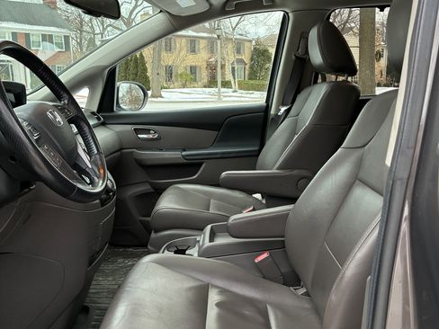 Used 2014 Honda Odyssey EX-L image 11