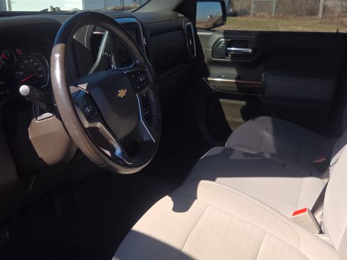 Used 2020 Chevrolet Silverado 1500 LT w/ All-Star Edition image 21