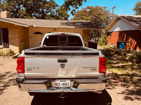 Used 2009 Dodge Dakota Laramie RWD image 6