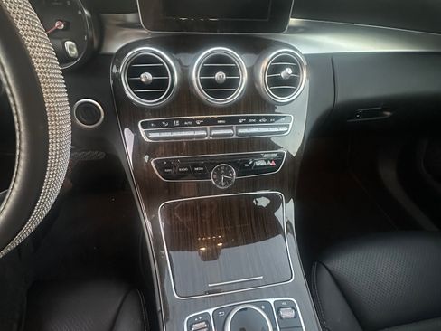 Used 2018 Mercedes-Benz C 300 Sedan image 20
