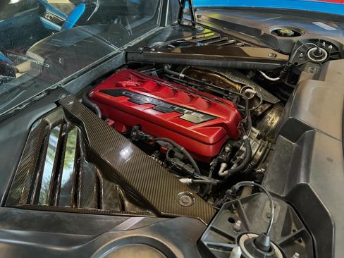 Used 2021 Chevrolet Corvette Stingray Premium Cpe w/ Z51 Performance Package RWD image 10