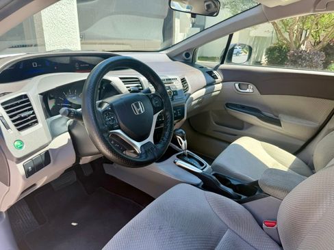 Used 2012 Honda Civic Hybrid Sedan image 16