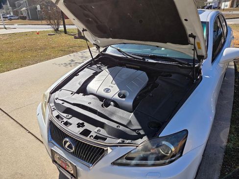 Used 2012 Lexus IS 350 image 22