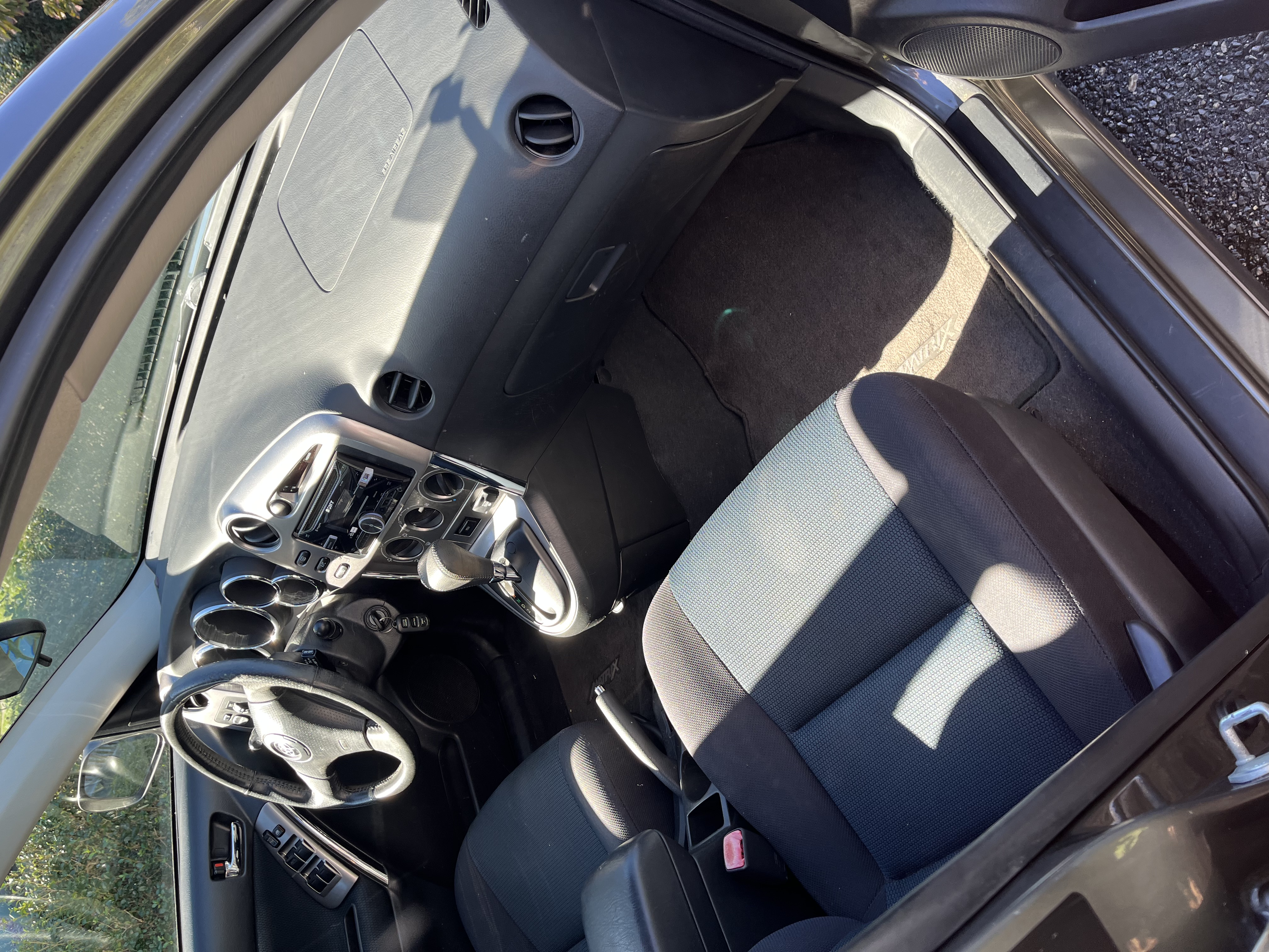 Used 2005 Toyota Matrix XR FWD image 14