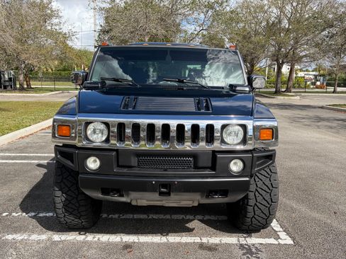 Used 2005 HUMMER H2 SUT Sport Utility Pickup 4D w/ Preferred Equipment Group image 2