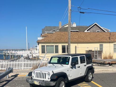 Used 2017 Jeep Wrangler Unlimited Sport w/ Quick Order Package 24S image 4