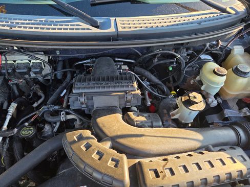 Used 2005 Ford F150 XLT image 15