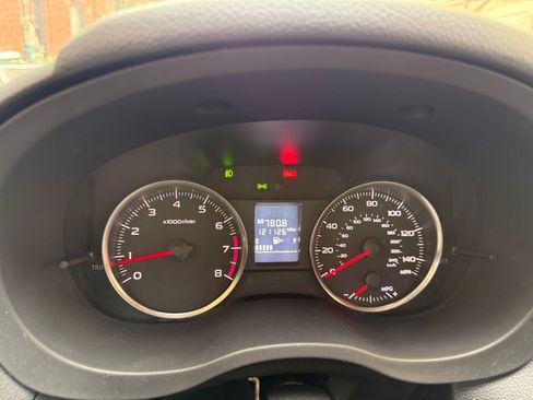 Used 2015 Subaru Crosstrek 2.0i image 11