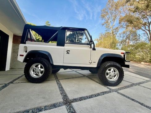 Used 1995 Land Rover Defender 90 image 9