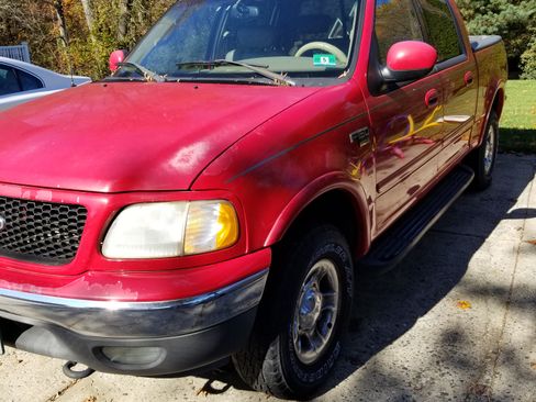Used 2001 Ford F150 4x4 SuperCrew image 1