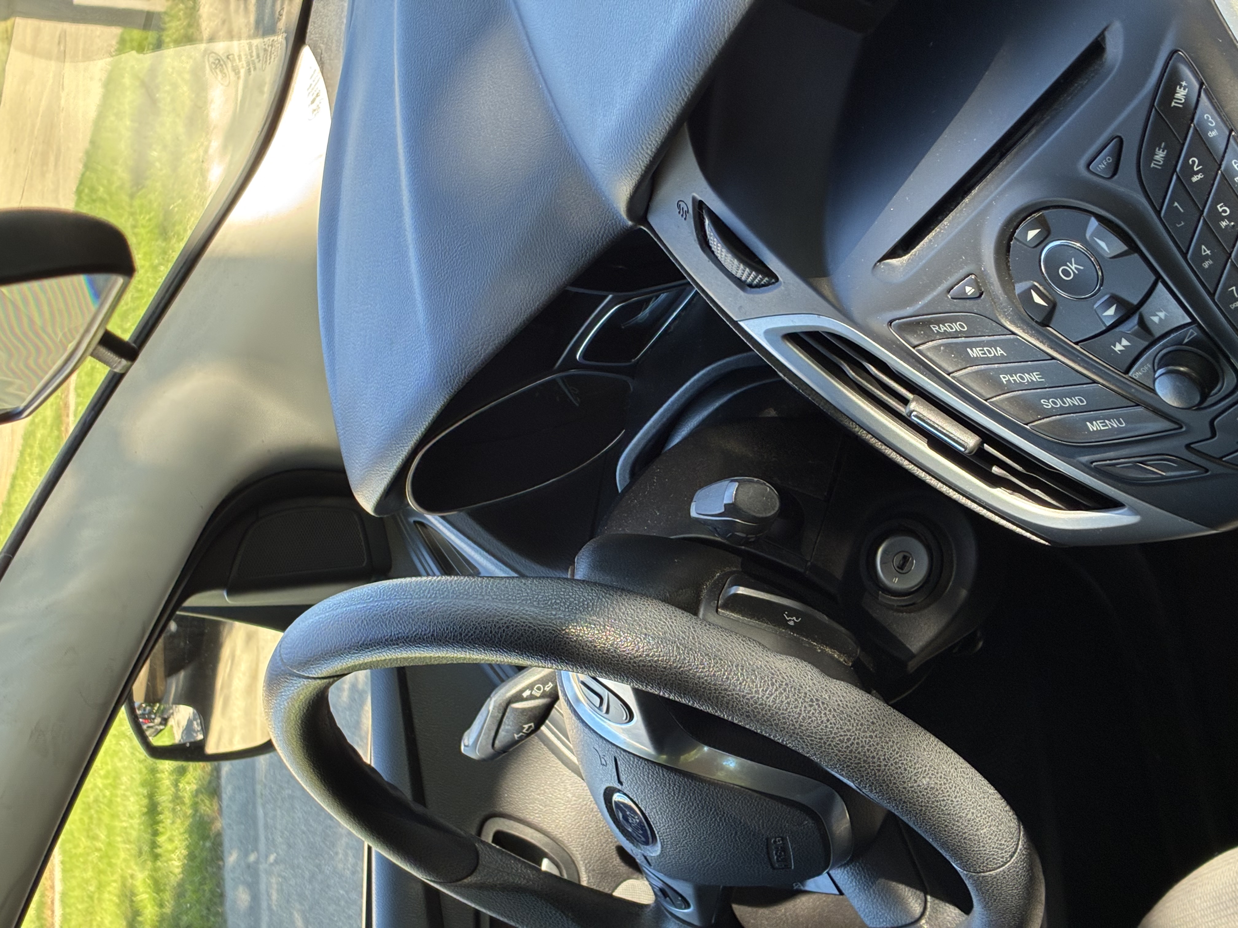 Used 2013 Ford Focus SE FWD image 14