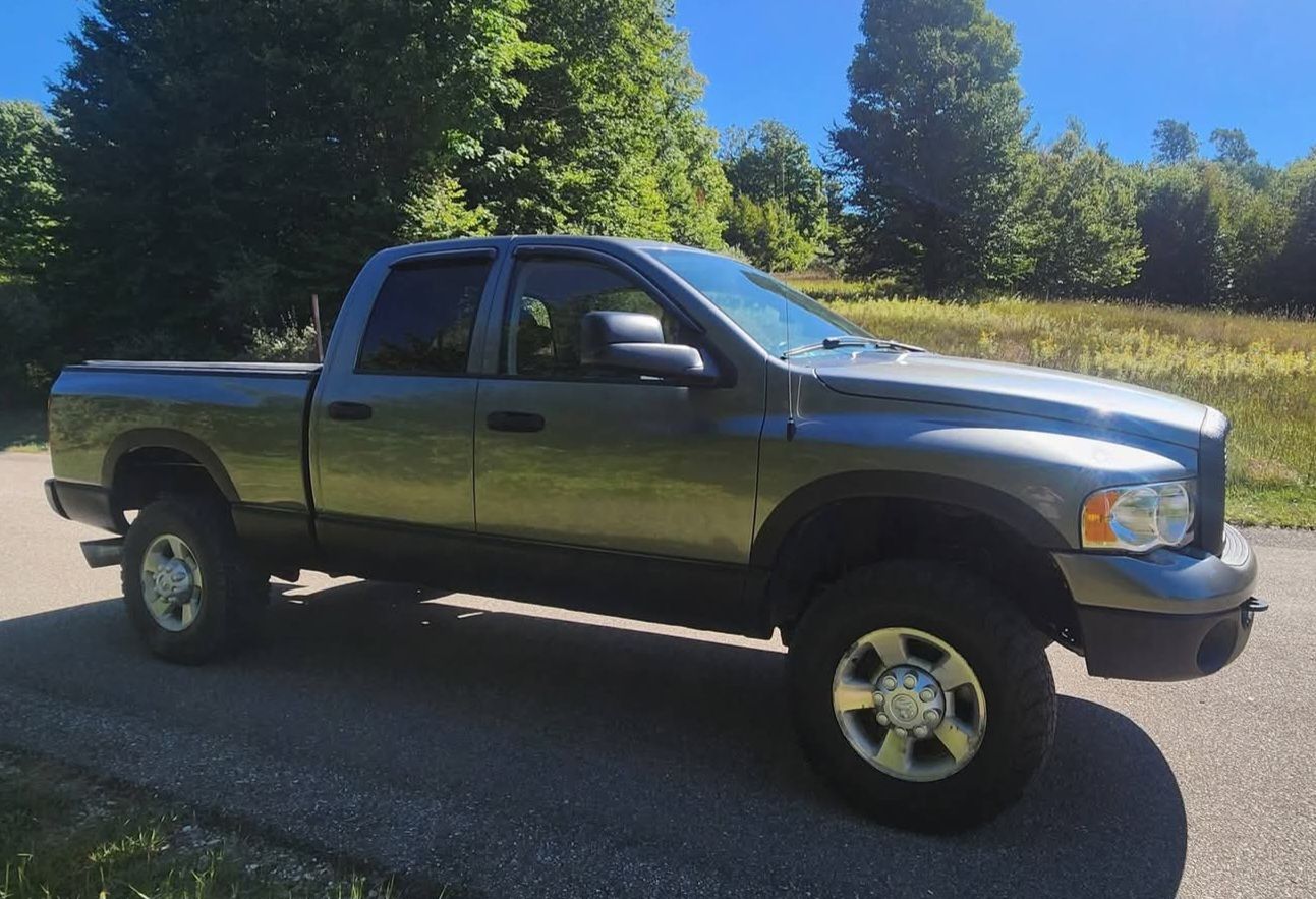Used 2005 Dodge Ram 2500 Truck SLT w/ Quad Cab Big Horn Value Group AWD/4WD image 4