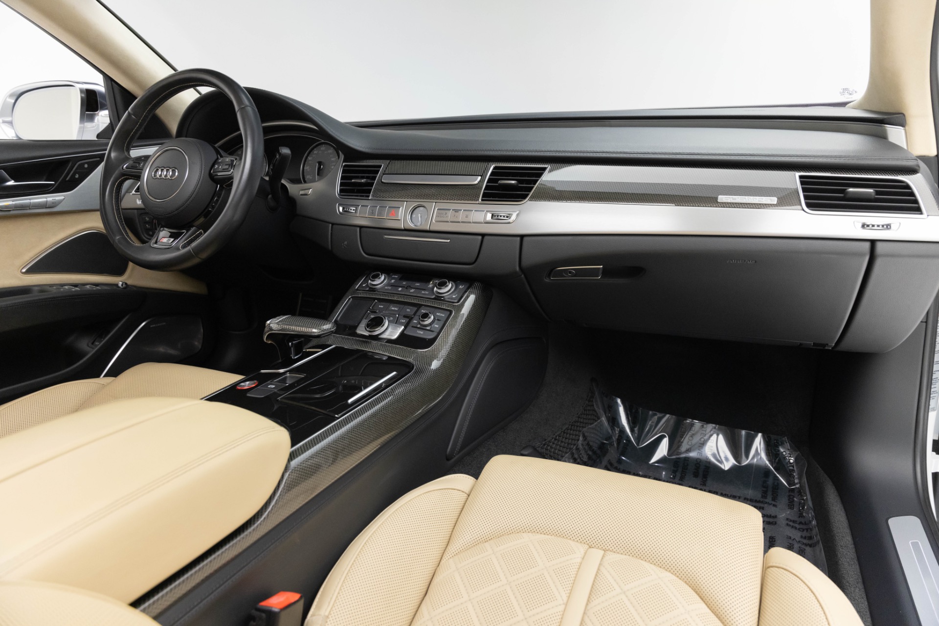 Used 2013 Audi S8 AWD/4WD image 18