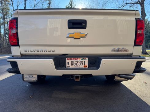 Used 2014 Chevrolet Silverado 1500 High Country image 5