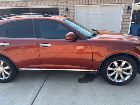 Used 2007 INFINITI FX35 AWD image 10