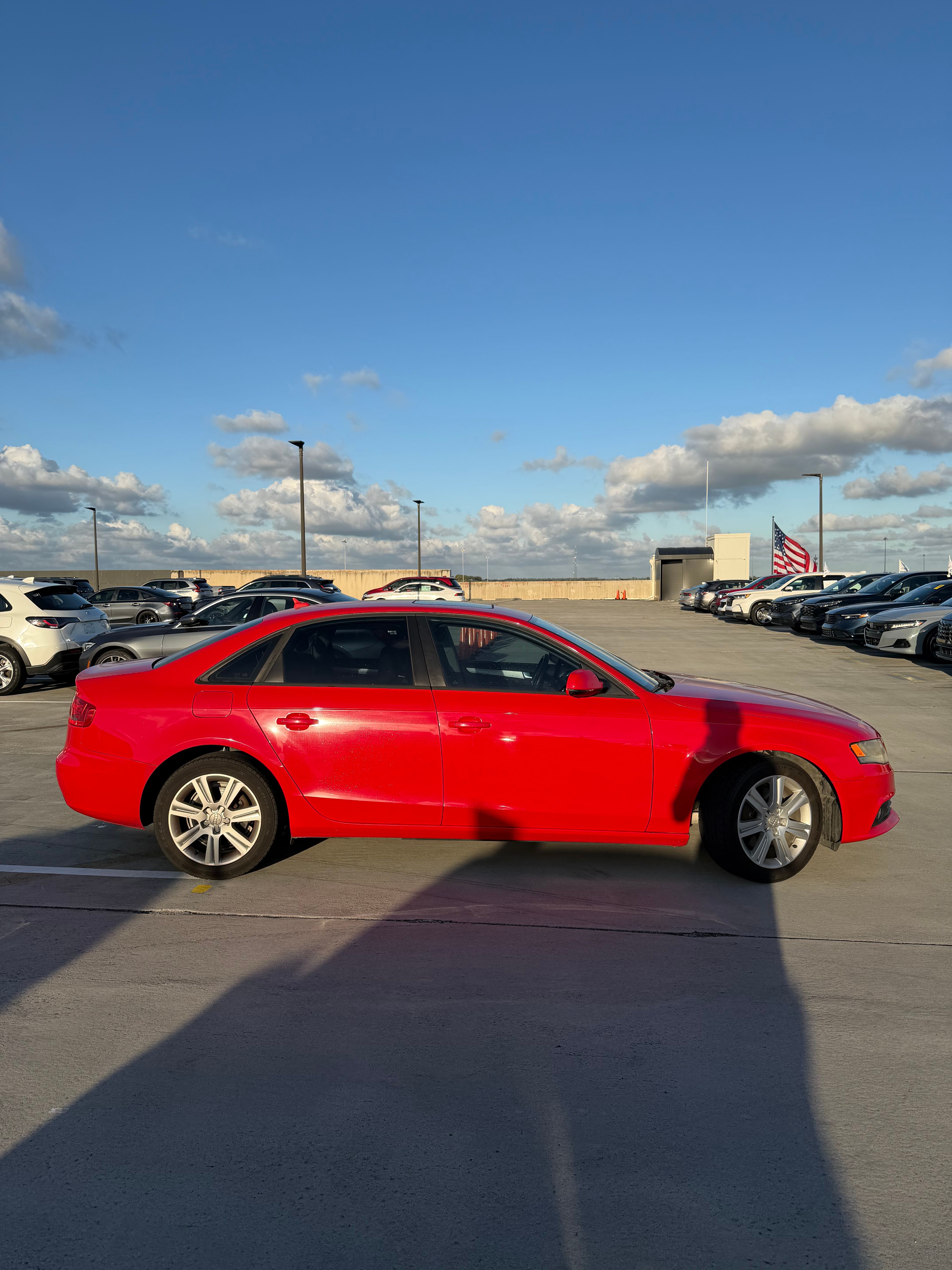 Used 2010 Audi A4 2.0T Premium w/ Bluetooth/Homelink Pkg FWD image 2