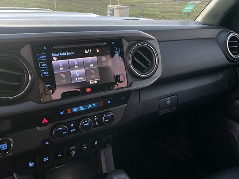 Used 2019 Toyota Tacoma TRD Sport w/ TRD Premium Sport Package RWD image 30