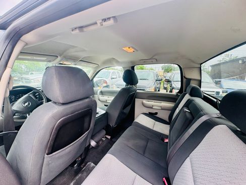 Used 2008 Chevrolet Silverado 1500 W/T w/ Towing Package image 10