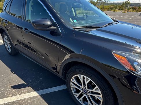 Used 2022 Ford Escape SEL AWD/4WD image 9