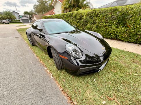 Used 2024 Porsche 911 Carrera image 8