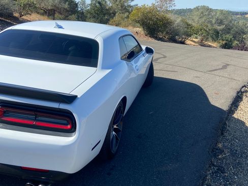 Used 2018 Dodge Challenger R/T Scat Pack image 4