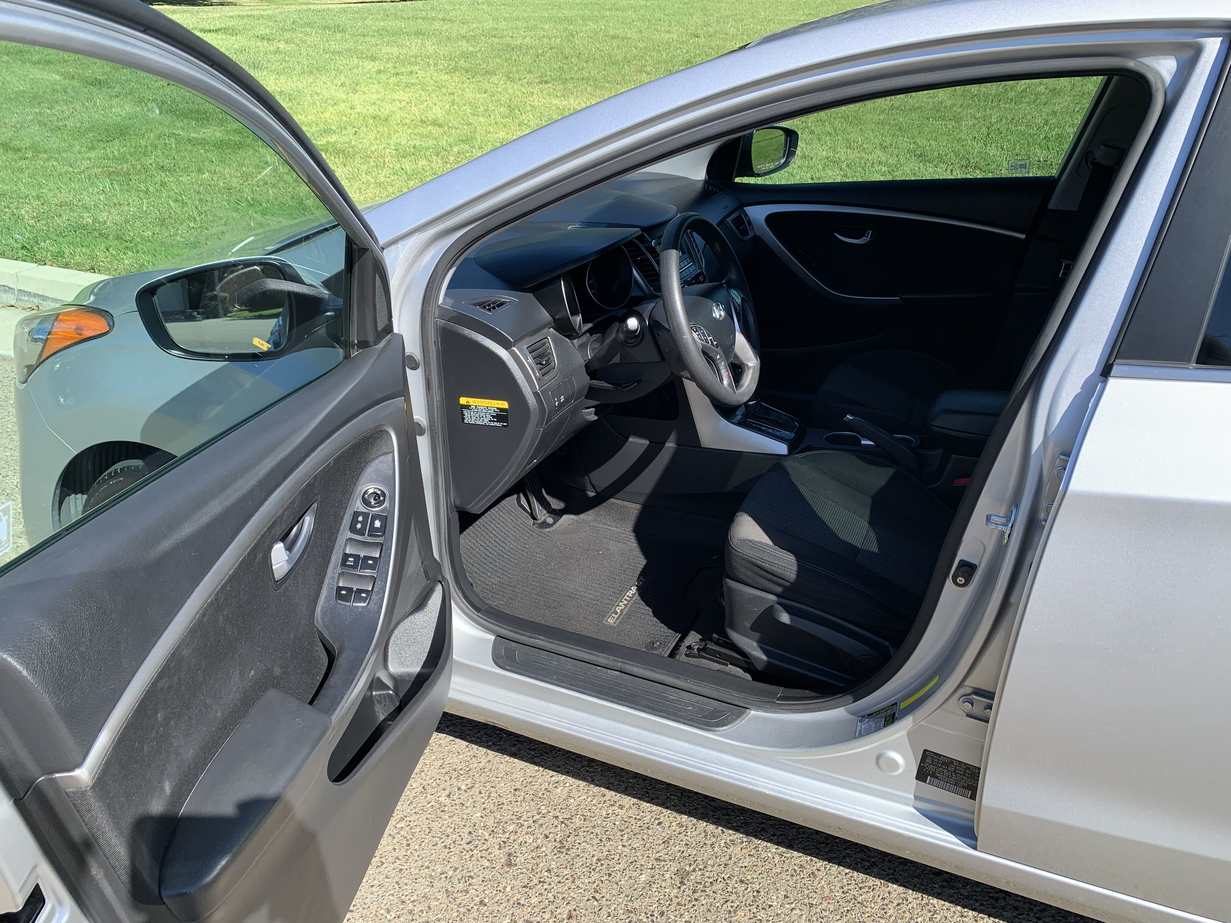Used 2013 Hyundai Elantra GT FWD image 16