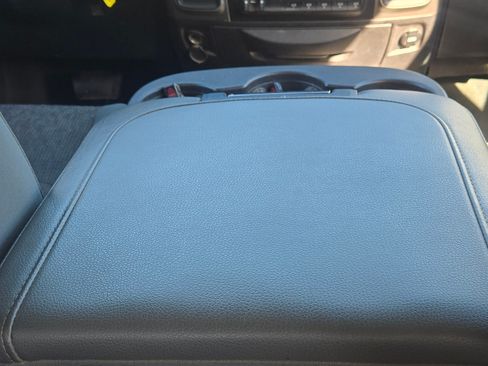 Used 2016 RAM 5500 SLT w/ Quick Order Package 29G SLT image 8