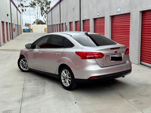 Used 2018 Ford Focus SE FWD image 9