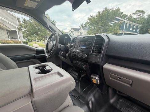 Used 2015 Ford F150 XL w/ Equipment Group 101A Mid AWD/4WD image 16