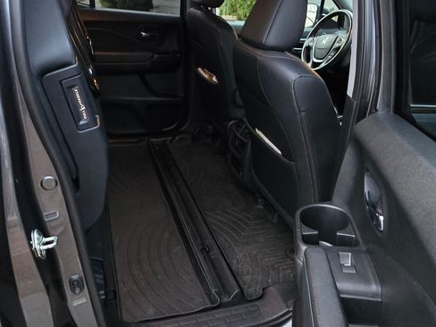 Used 2018 Honda Ridgeline RTL-T image 10