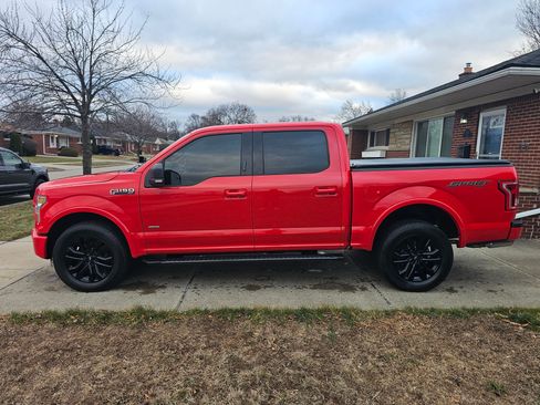 Used 2016 Ford F150 XLT w/ Equipment Group 301A Mid image 10