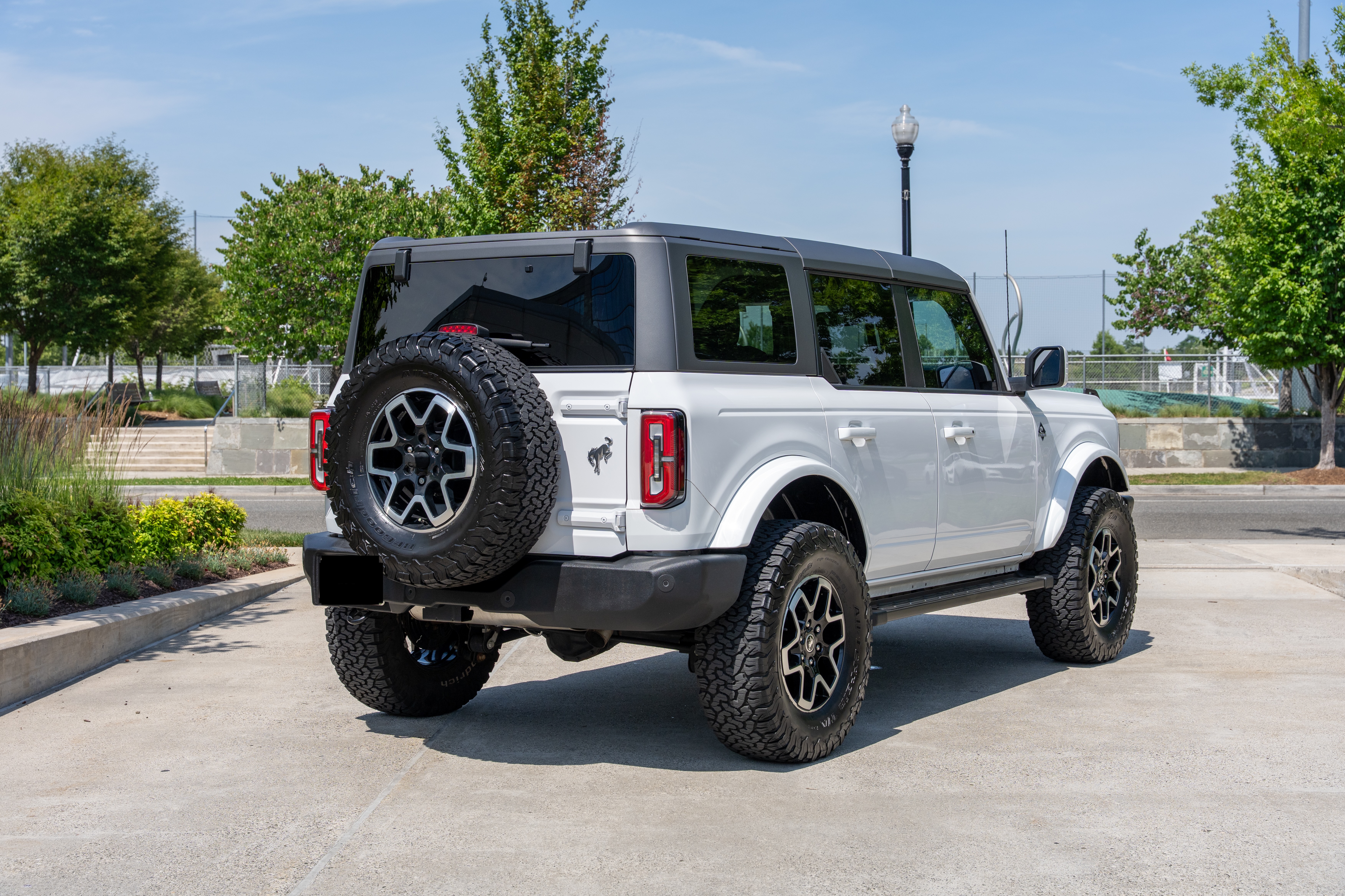 Used 2024 Ford Bronco Outer Banks AWD/4WD image 5