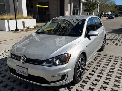 Used 2016 Volkswagen e-Golf SE