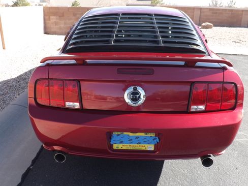Used 2007 Ford Mustang GT Premium image 9