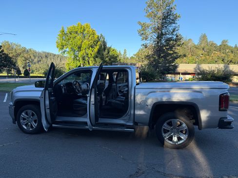 Used 2016 GMC Sierra 1500 SLT RWD image 10