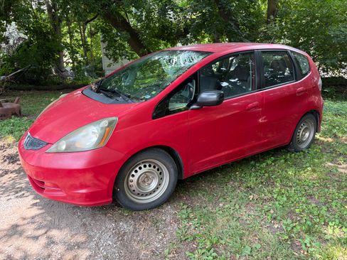 Used 2011 Honda Fit image 1