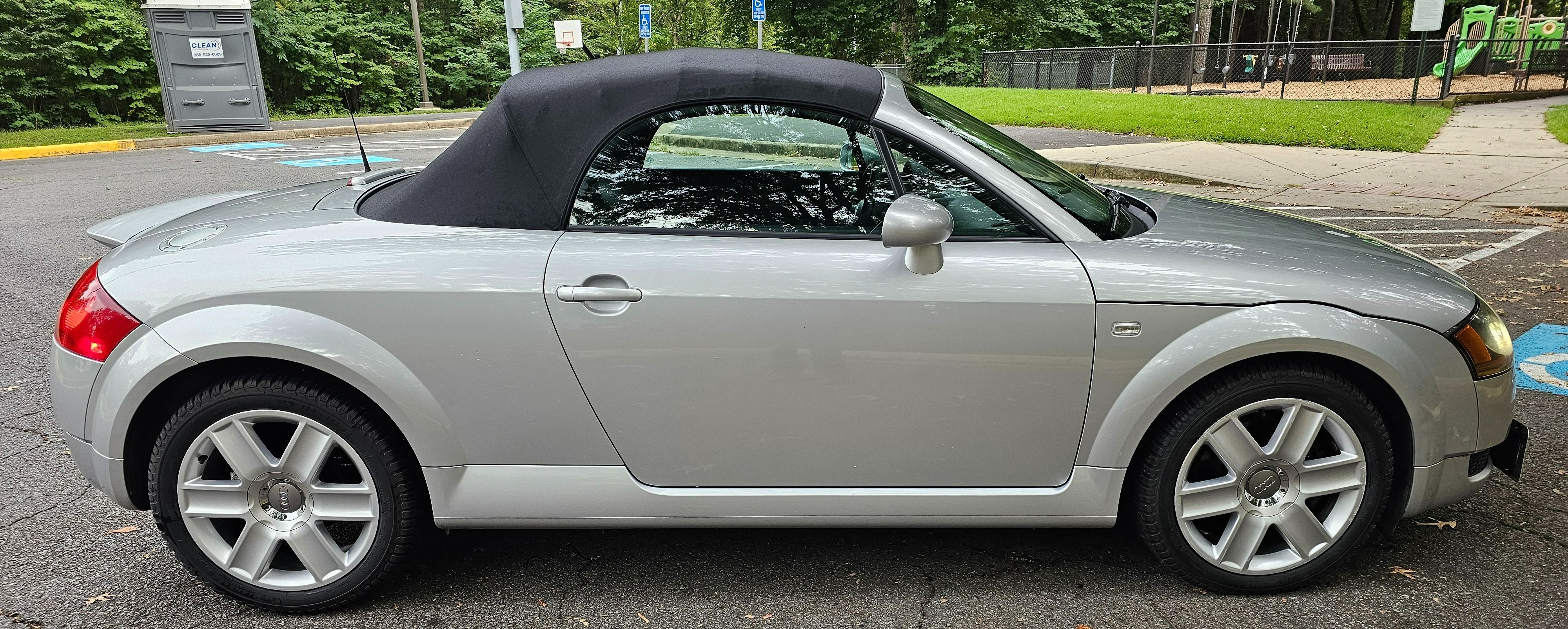 Used 2006 Audi TT 1.8T FWD image 6