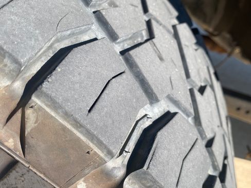 Used 2016 Ford F350 Lariat image 10