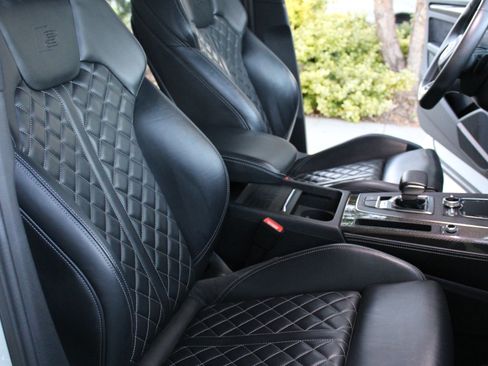 Used 2020 Audi SQ5 Premium Plus AWD/4WD image 18