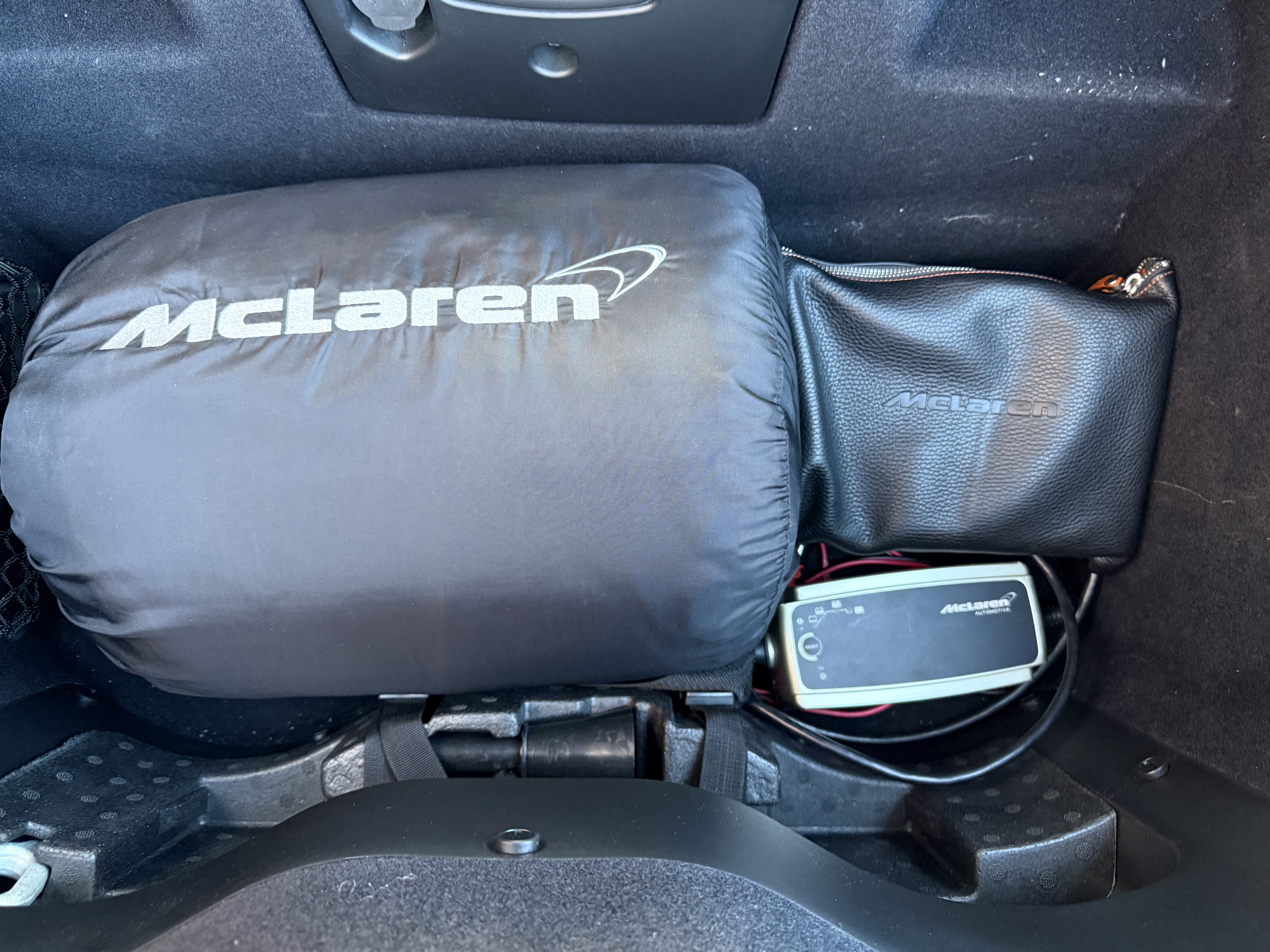 Used 2020 McLaren 600LT Spider RWD image 31