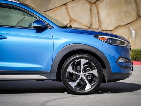 Used 2017 Hyundai Tucson Sport w/ Cargo Package image 12