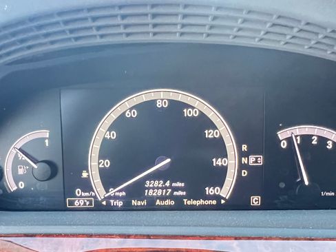 Used 2010 Mercedes-Benz S 550 image 13