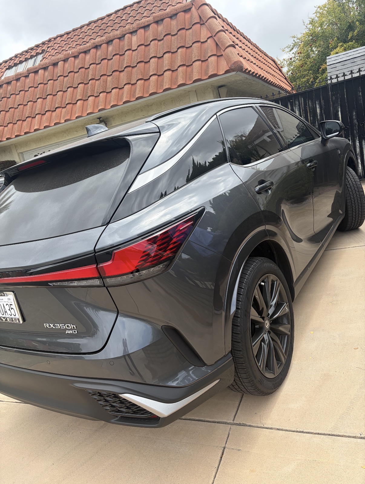 Used 2026 Lexus RX 350h w/ Convenience Package AWD/4WD image 4