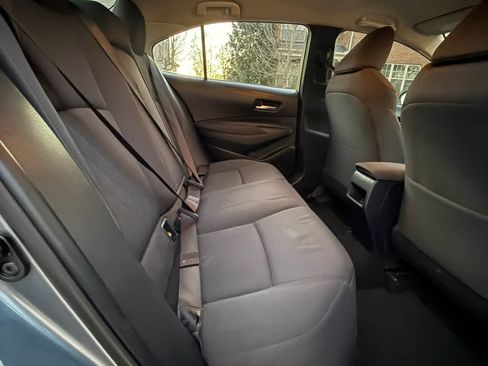 Used 2020 Toyota Corolla LE image 10