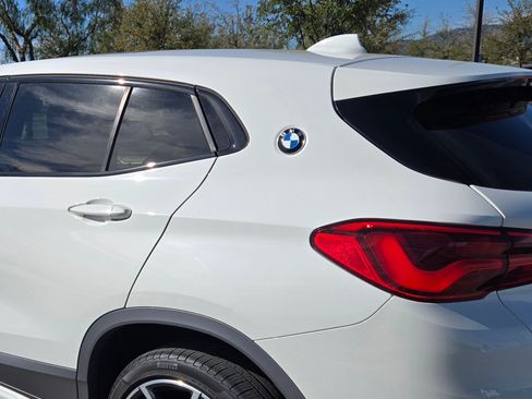 Used 2018 BMW X2 sDrive28i image 9