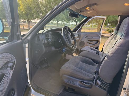 Used 2002 Dodge Ram 2500 Truck 4x4 Quad Cab image 10