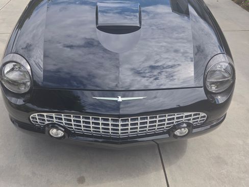 Used 2003 Ford Thunderbird RWD image 26
