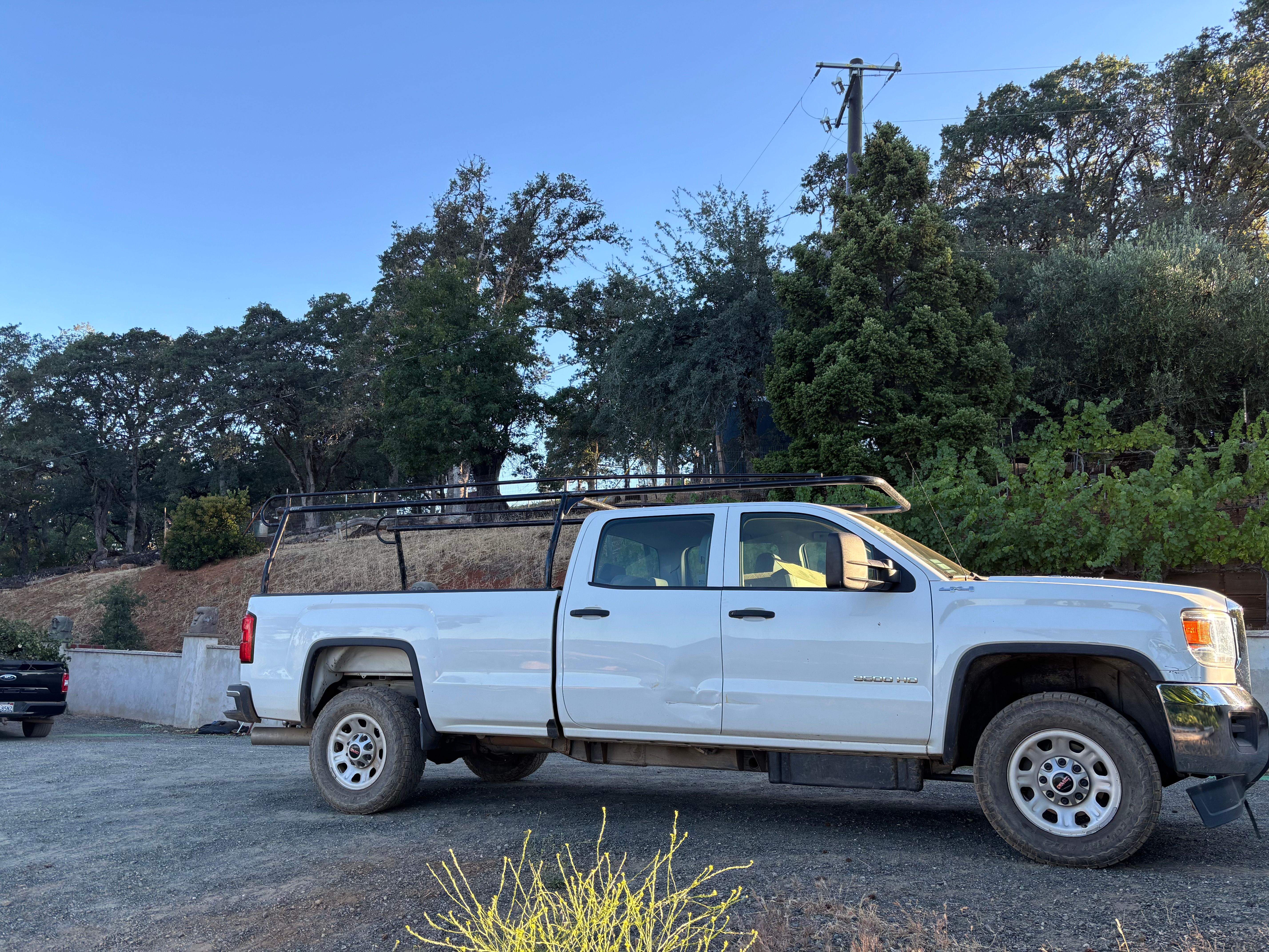 Used 2016 GMC Sierra 3500 4x4 Crew Cab image 4