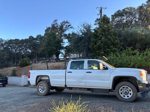 Used 2016 GMC Sierra 3500 4x4 Crew Cab image 4